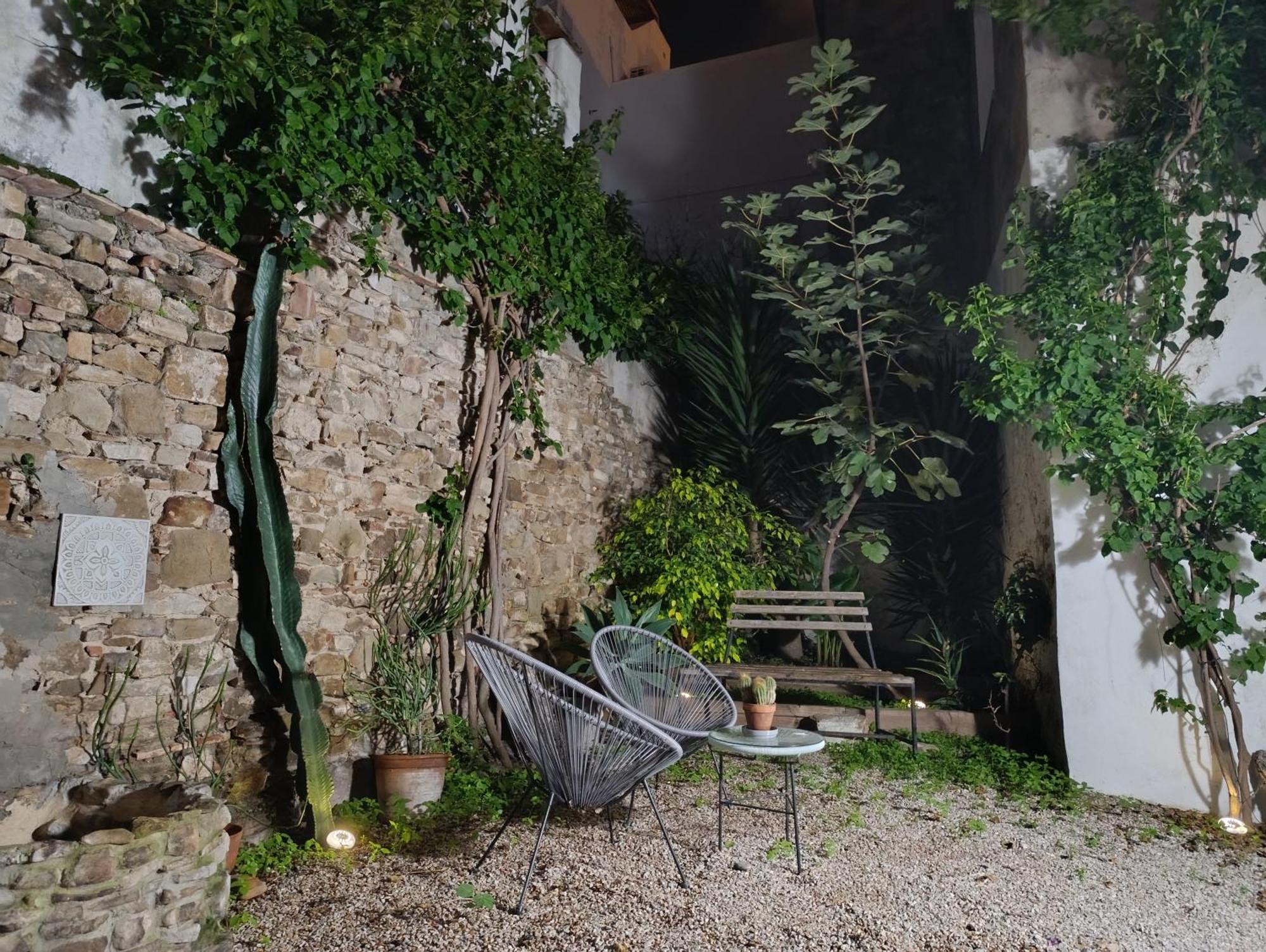 Estudio Centro Con Jardin Compartido *
